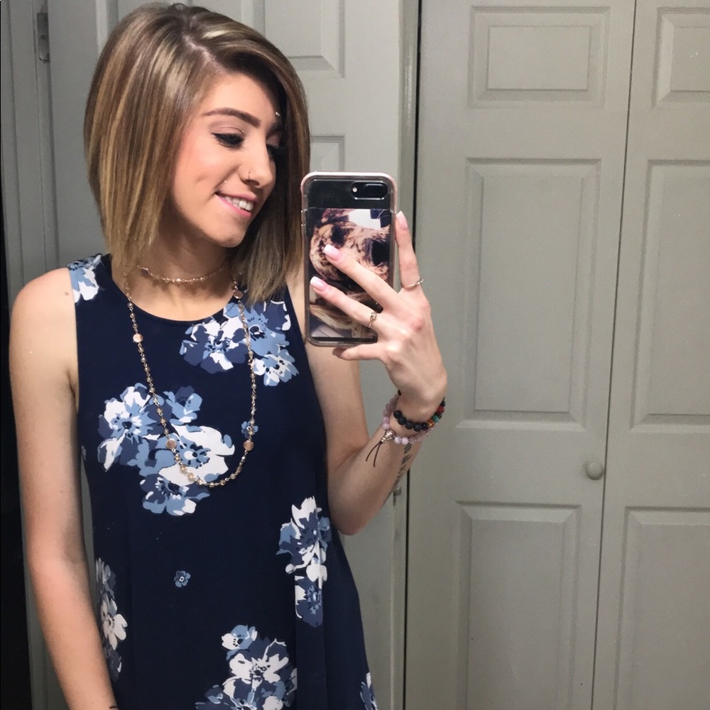 Meet your Posher, Abigail